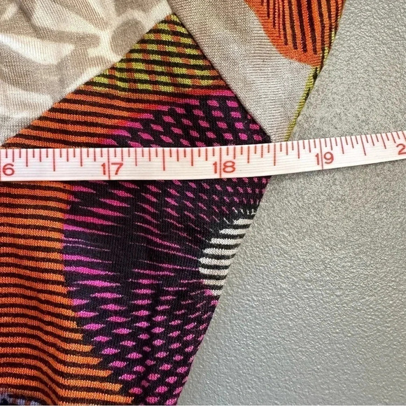 Fashion Fuse women's L multicolor psychedelic short sleeve V-neck‎ tunic artsy - Picture 7 of 7